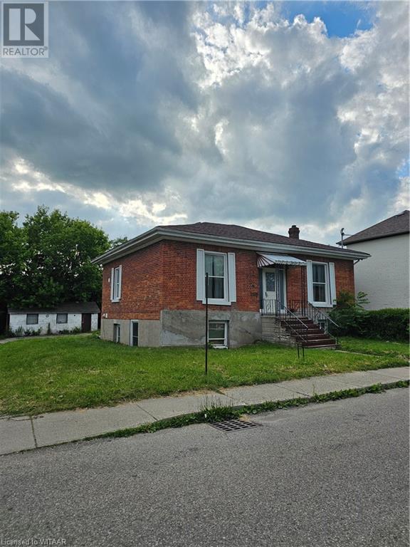 18 Chapel Street, Woodstock, Ontario  N4S 3R1 - Photo 1 - 40601374