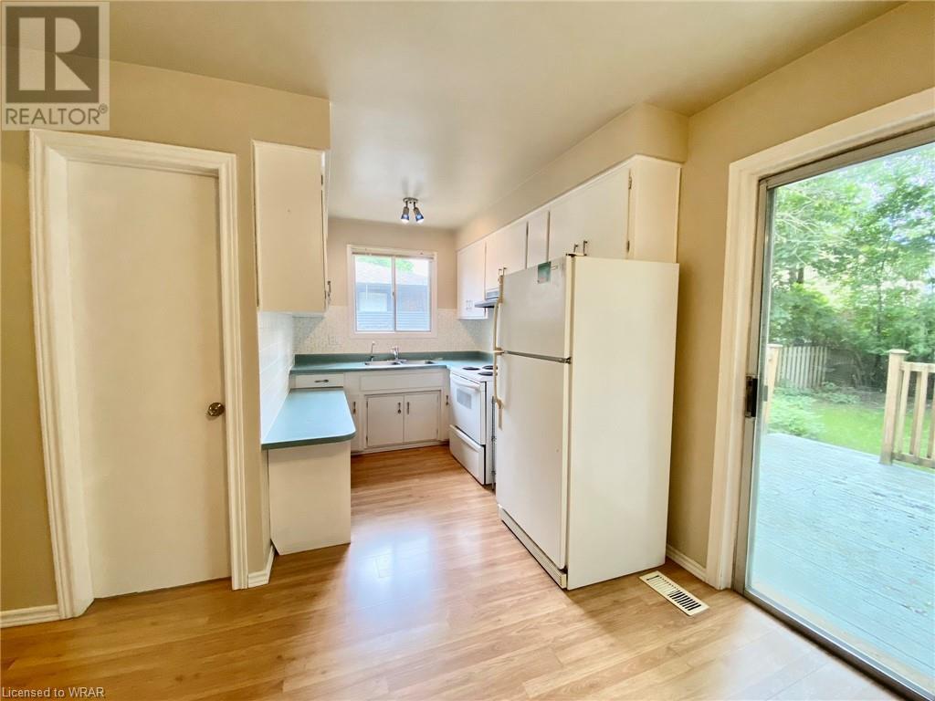 531 Brookhaven Crescent Unit# A, Waterloo, Ontario  N2L 4R6 - Photo 6 - 40602950