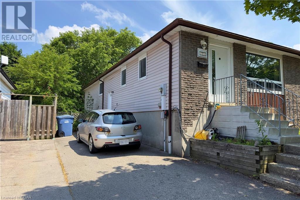 121 Conroy Crescent, Guelph, Ontario  N1G 2V5 - Photo 2 - 40610701