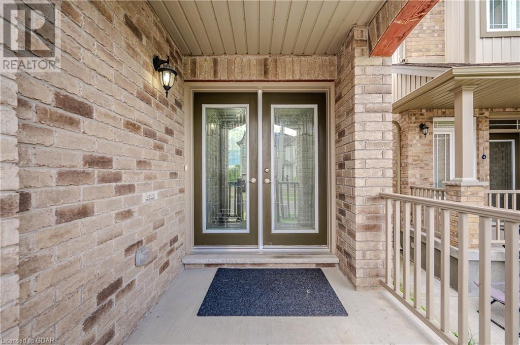 286 Macalister Boulevard, Guelph, Ontario  N1G 0E6 - Photo 4 - 40613154