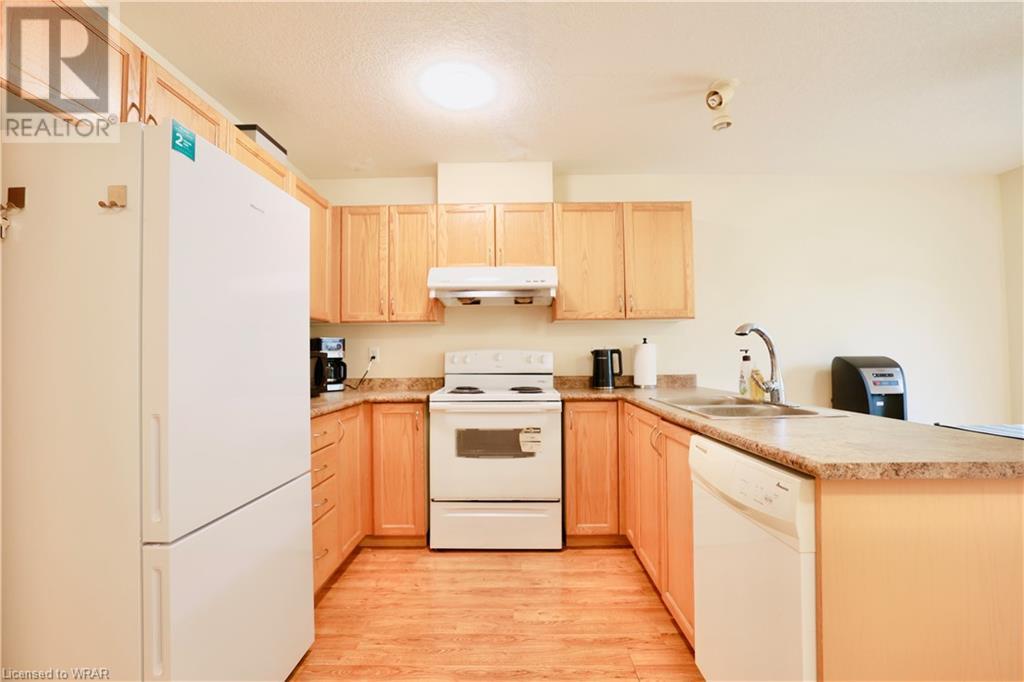 619 Wild Ginger Avenue Unit# G41, Waterloo, Ontario  N2V 2X1 - Photo 3 - 40614712