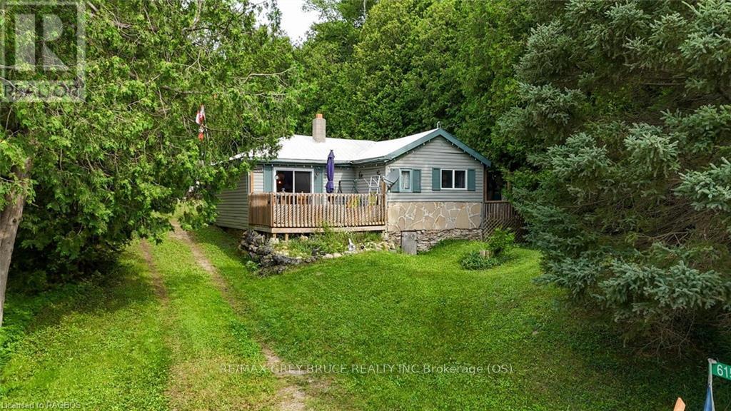 615 Stokes Bay Rd, Northern Bruce Peninsula, Ontario  N0H 1W0 - Photo 24 - X10848893