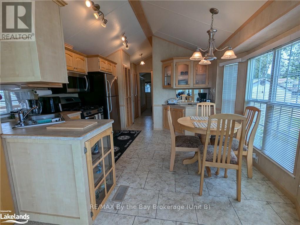 3 White Pines Trail, Wasaga Beach, Ontario  L9Z 1X7 - Photo 14 - S10439157