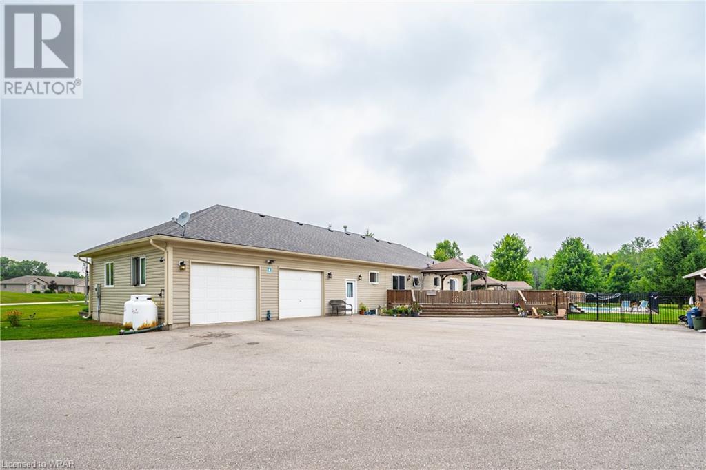 27 Highland Road, Clifford, Ontario  N0G 1M0 - Photo 35 - 40627919