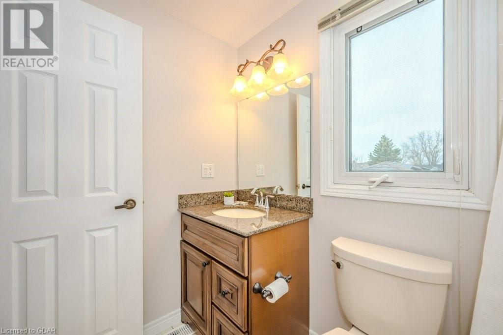 15 Wiltshire Place, Guelph, Ontario  N1H 8B1 - Photo 28 - 40631951