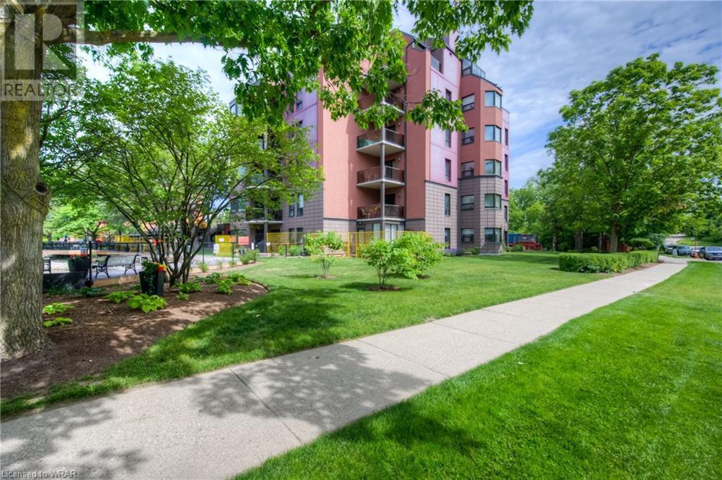 50 Blue Springs Drive Unit# 31, Waterloo, Ontario  N2J 4M4 - Photo 1 - 40630427