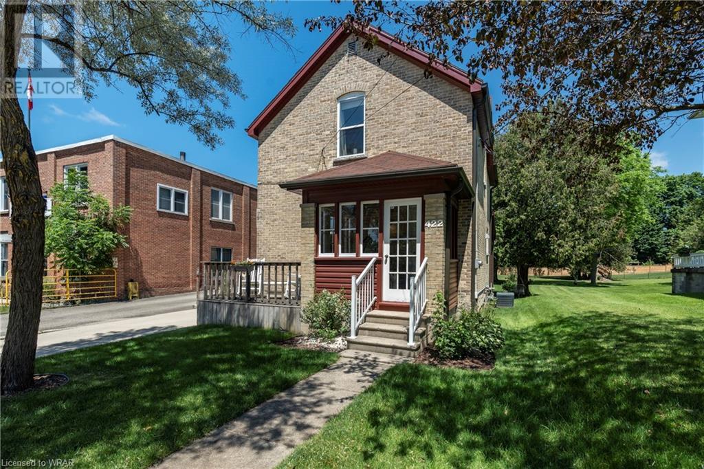 422 Lambton Street W, Durham, Ontario  N0G 1R0 - Photo 2 - 40636759