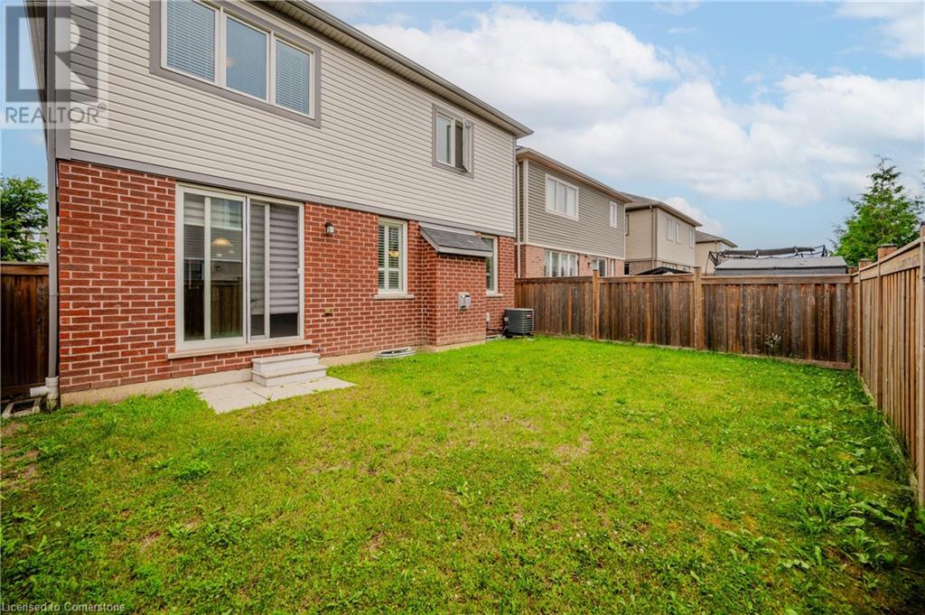 399 Grovehill Crescent, Kitchener, Ontario  N2R 0K9 - Photo 38 - 40639206