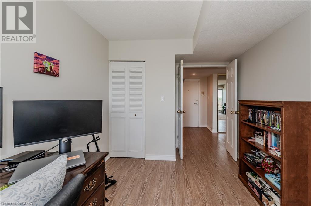 260 Sheldon Avenue N Unit# 706, Kitchener, Ontario  N2H 6P2 - Photo 11 - 40640781