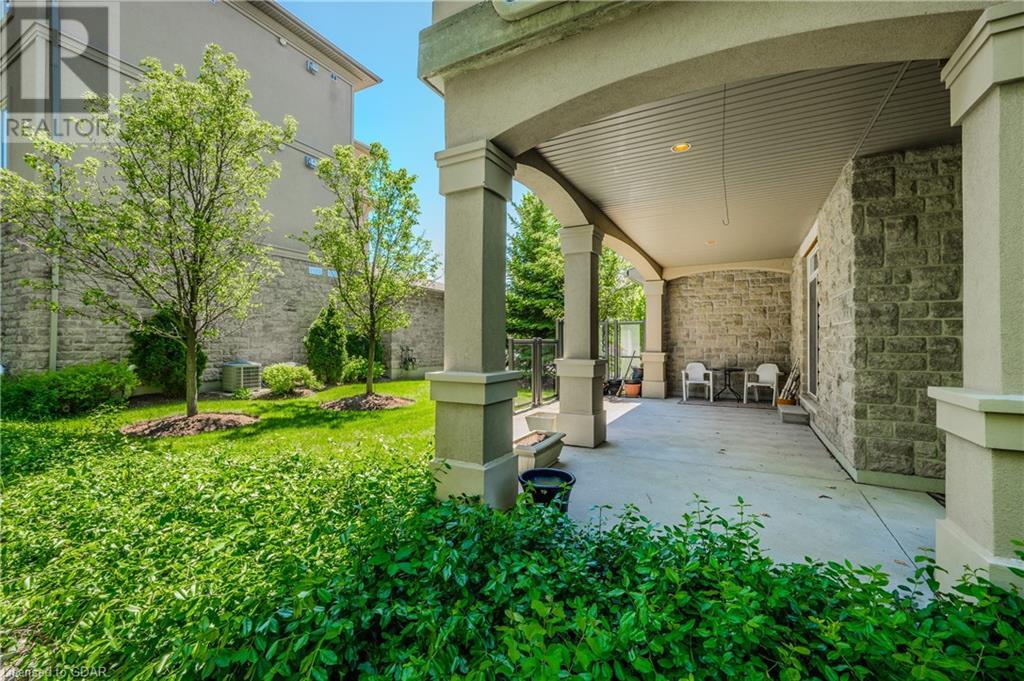 255 Summerfield Drive Unit# 18, Guelph, Ontario  N1L 0E1 - Photo 41 - 40643837