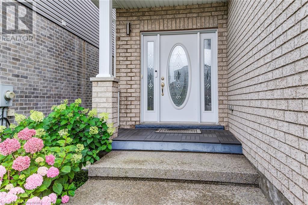 27 Kedwell Street, Cambridge, Ontario  N1P 0C1 - Photo 5 - 40644363