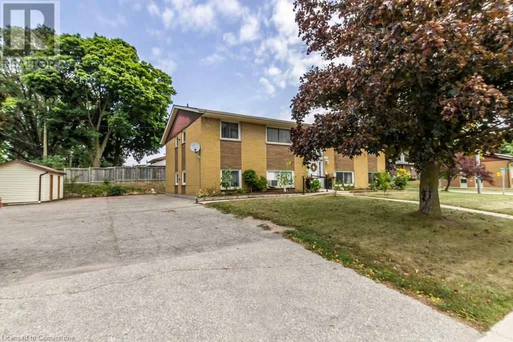 256 Elliott Street, Cambridge, Ontario  N1R 2L3 - Photo 4 - 40644770