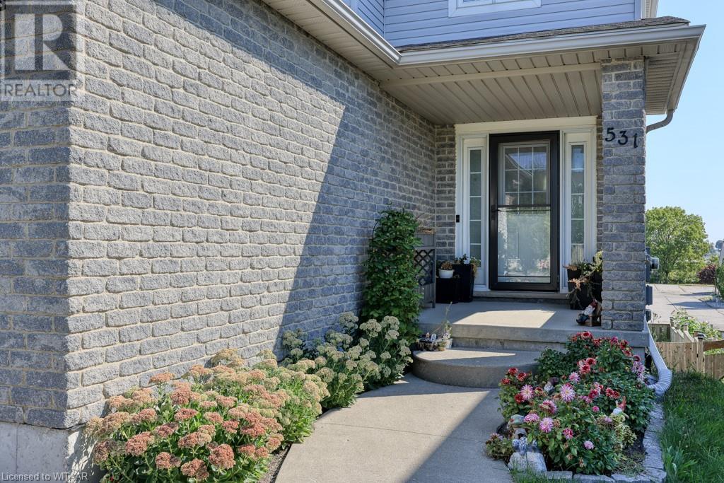 531 Champlain Avenue, Woodstock, Ontario  N4V 0A6 - Photo 3 - 40644497