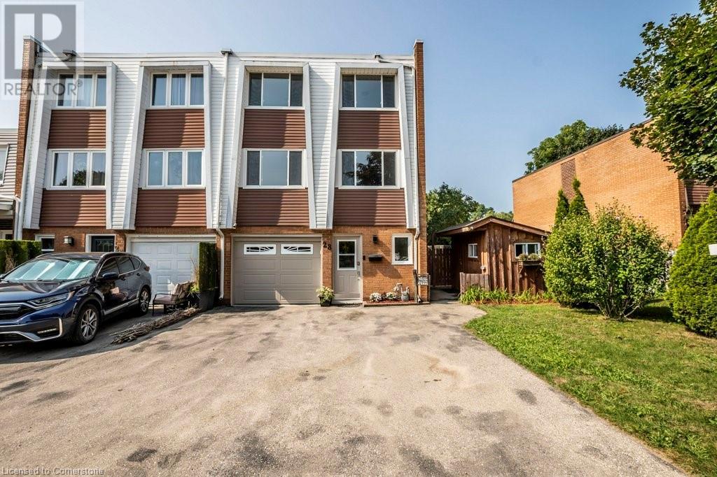 28 Charles Best Place, Kitchener, Ontario  N2M 5A3 - Photo 1 - 40646128