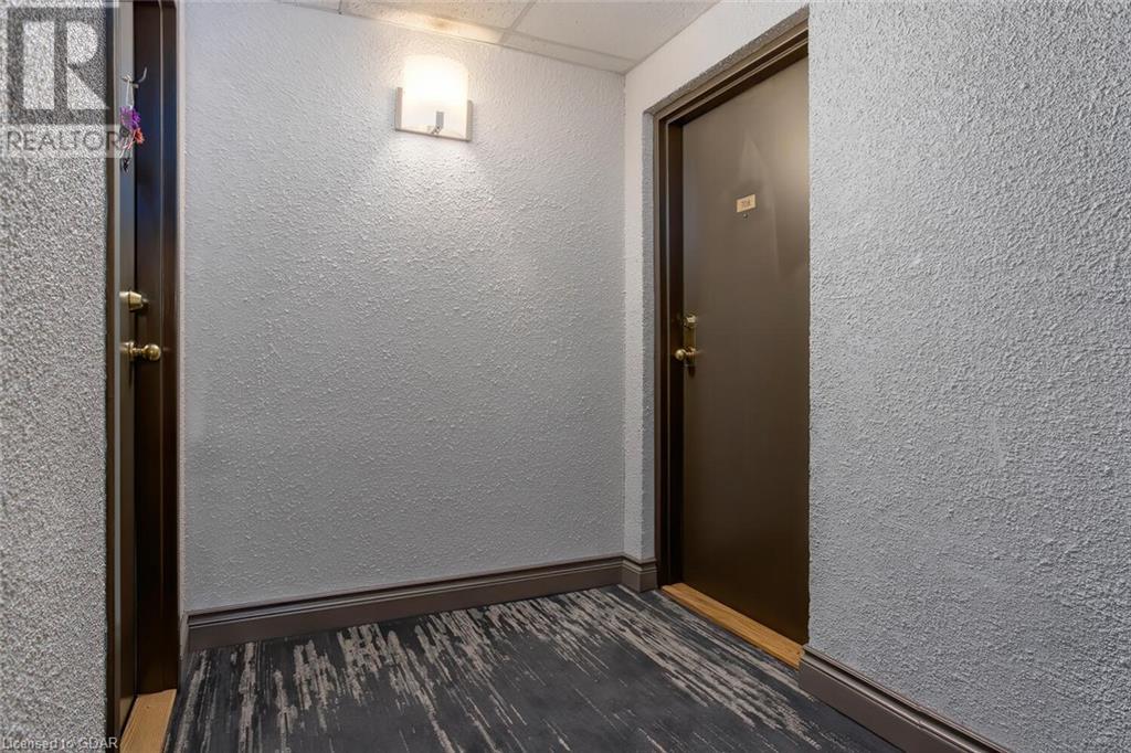 358 Waterloo Avenue Unit# 708, Guelph, Ontario  N1H 7Y3 - Photo 3 - 40646215