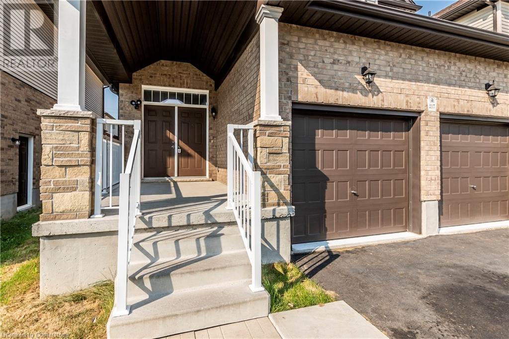 217 Watervale Crescent, Kitchener, Ontario  N2A 0E9 - Photo 4 - 40643836