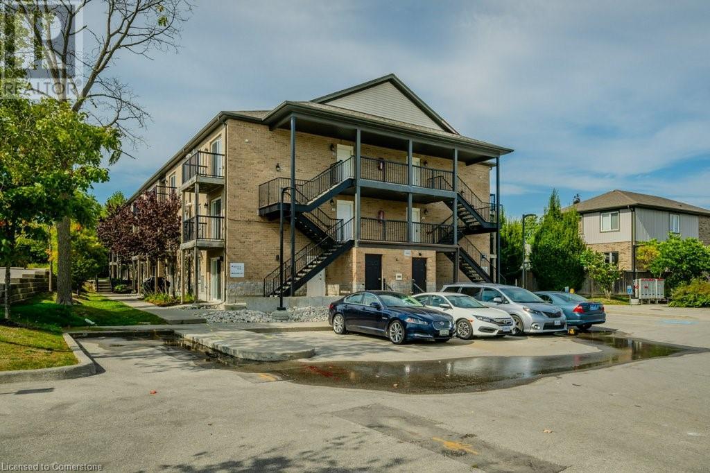 185 Windale Crescent Unit# 5c, Kitchener, Ontario  N2E 0G3 - Photo 3 - 40650086