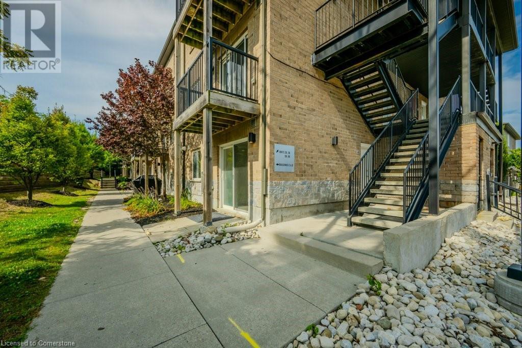 185 Windale Crescent Unit# 5c, Kitchener, Ontario  N2E 0G3 - Photo 4 - 40650086