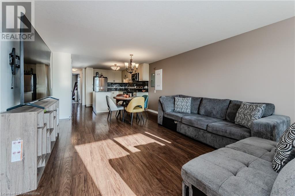 1662 Fischer Hallman Road Unit# F, Kitchener, Ontario  N2R 0C6 - Photo 2 - 40651572