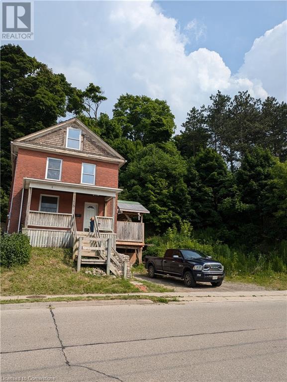 15 Shade Street, Cambridge, Ontario  N1R 4J6 - Photo 1 - 40653070