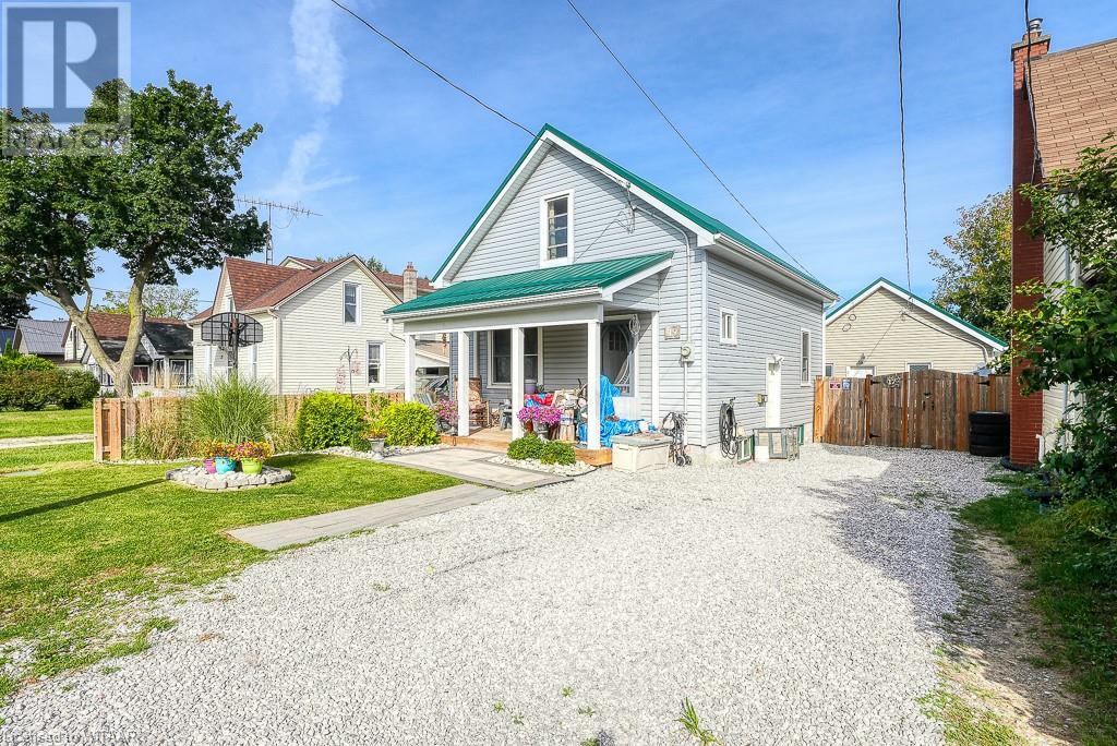 17 - 19 Sovereen Street, Delhi, Ontario  N4B 1L6 - Photo 1 - 40654863