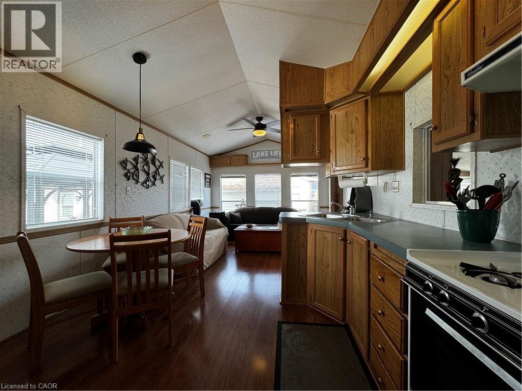 92 Clubhouse Road Unit# 80, Turkey Point, Ontario  N0E 1T0 - Photo 12 - 40651209