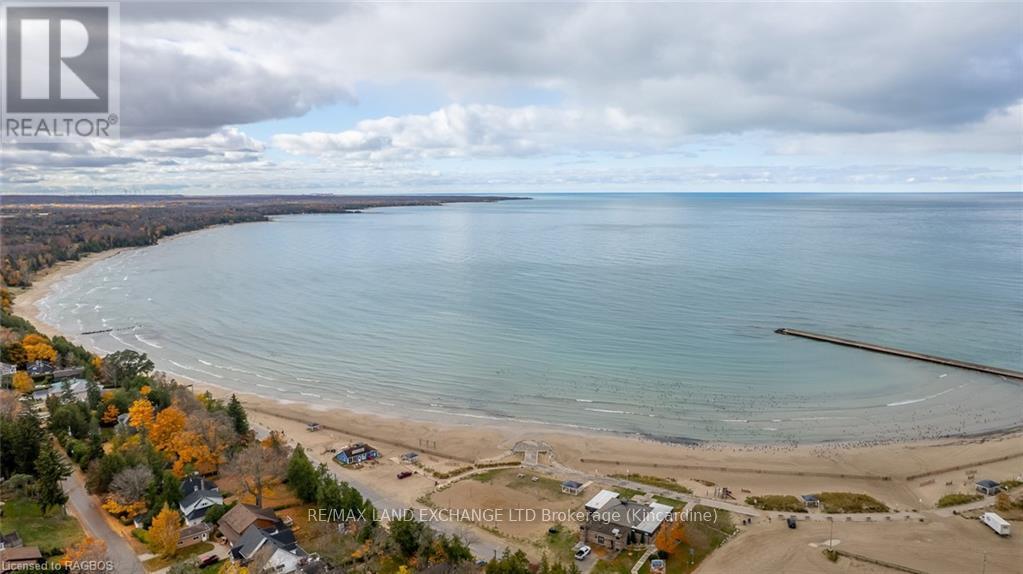 332 Mill Street, Saugeen Shores, Ontario  N0H 2C0 - Photo 13 - X10846353