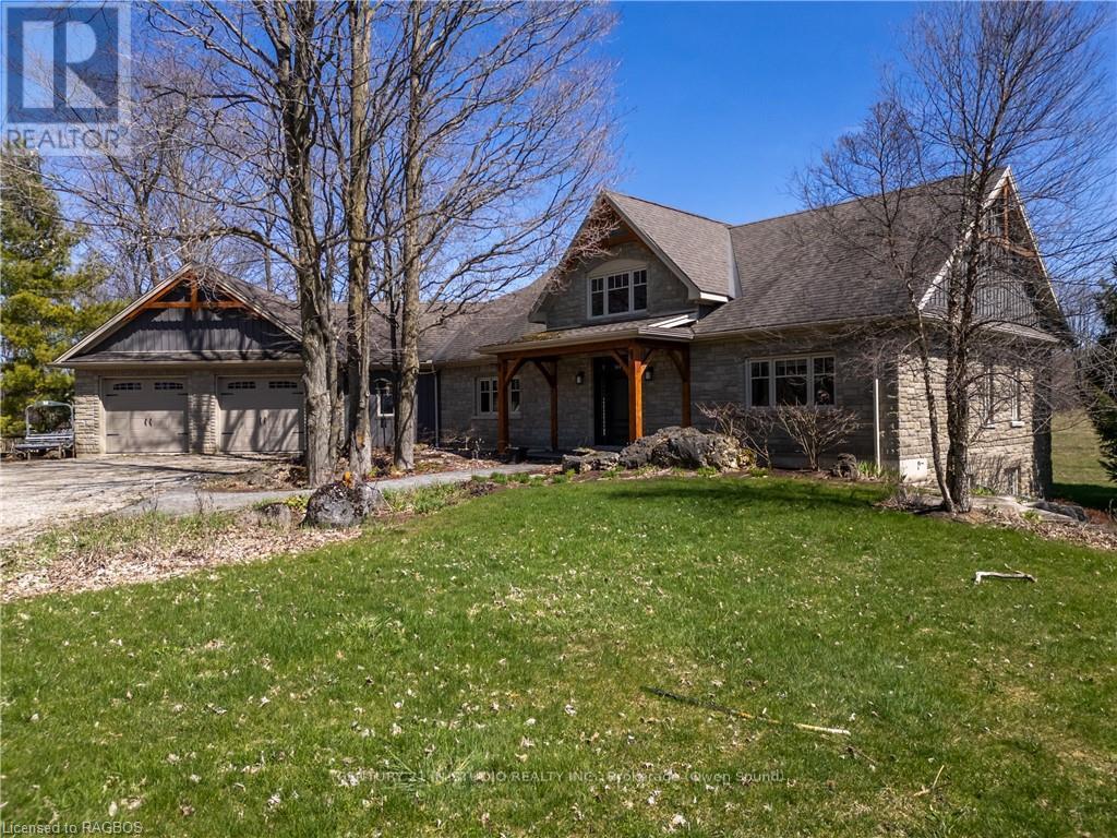 740494 10 Side Road, Chatsworth, Ontario  N0H 1R0 - Photo 2 - X10846427