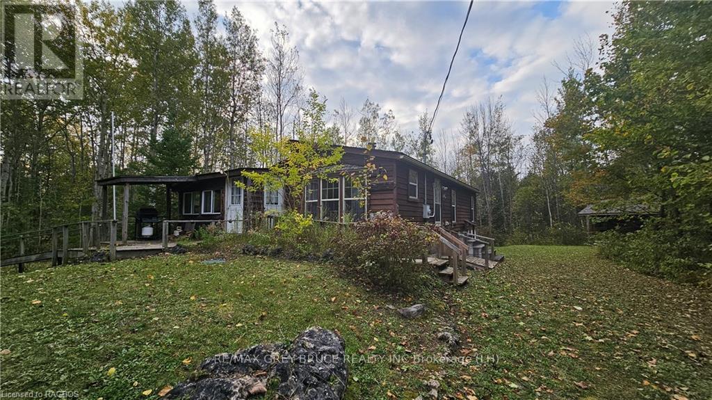 41 Maple Drive, Northern Bruce Peninsula, Ontario  N0H 1Z0 - Photo 1 - X10846333