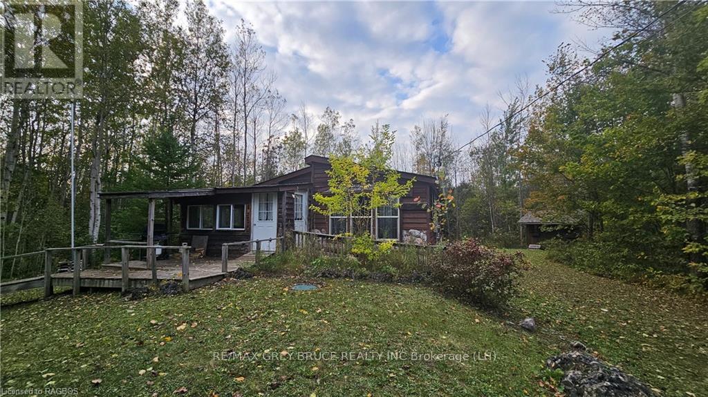 41 Maple Drive, Northern Bruce Peninsula, Ontario  N0H 1Z0 - Photo 2 - X10846333