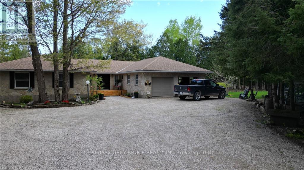 328 Dyer's Bay Road, Northern Bruce Peninsula, Ontario  N0H 1Z0 - Photo 32 - X10846999