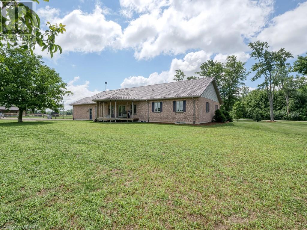 26202 Bear Creek Road, Ailsa Craig, Ontario  N0M 2M0 - Photo 11 - 40657379