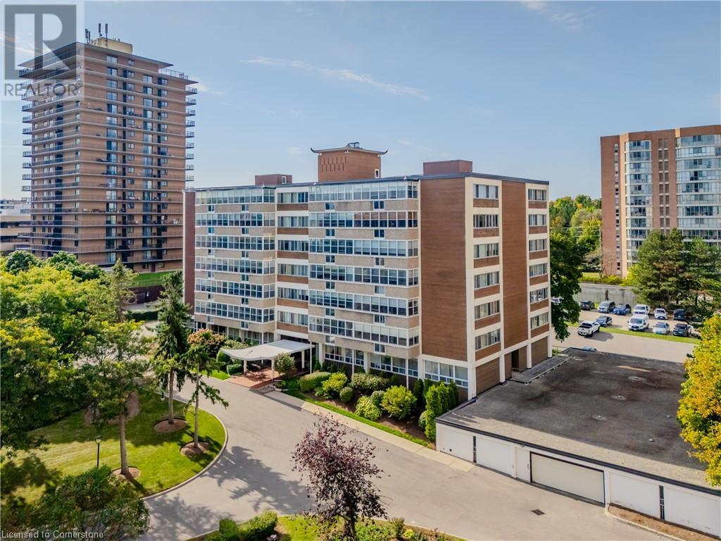 45 Westmount Road Unit# 708, Waterloo, Ontario  N2L 2R3 - Photo 1 - 40657594