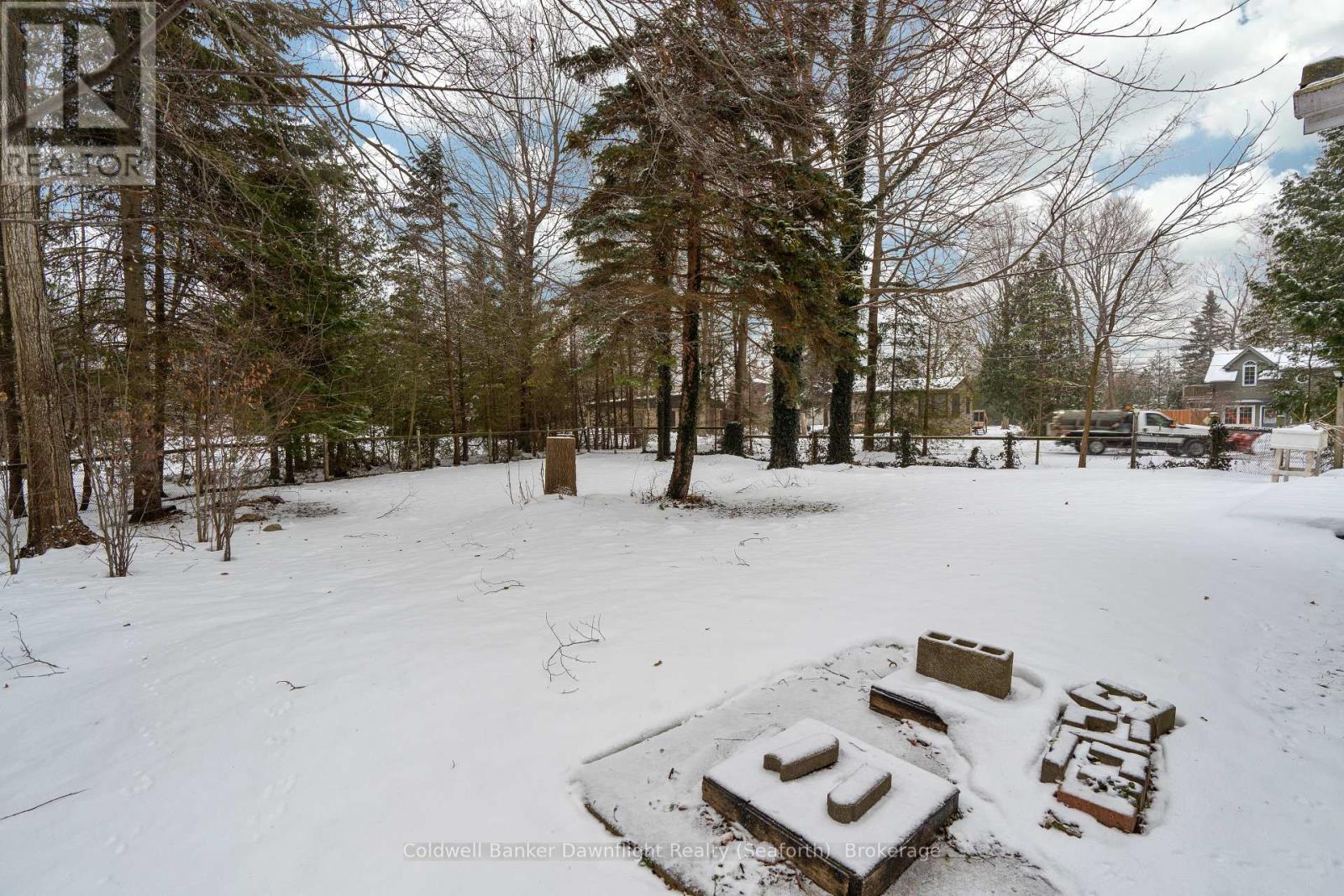 13 Park Road, Central Huron (Goderich Twp), Ontario  N7A 3X8 - Photo 34 - X10780408