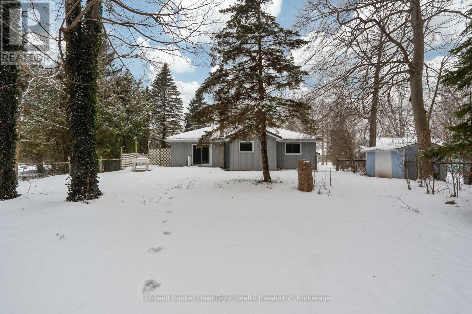 13 Park Road, Central Huron (Goderich Twp), Ontario  N7A 3X8 - Photo 37 - X10780408