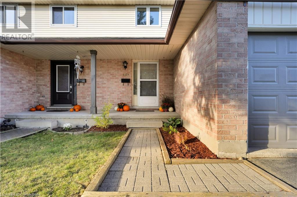 647 Pinerow Crescent Unit# B, Waterloo, Ontario  N2T 2K5 - Photo 3 - 40663753