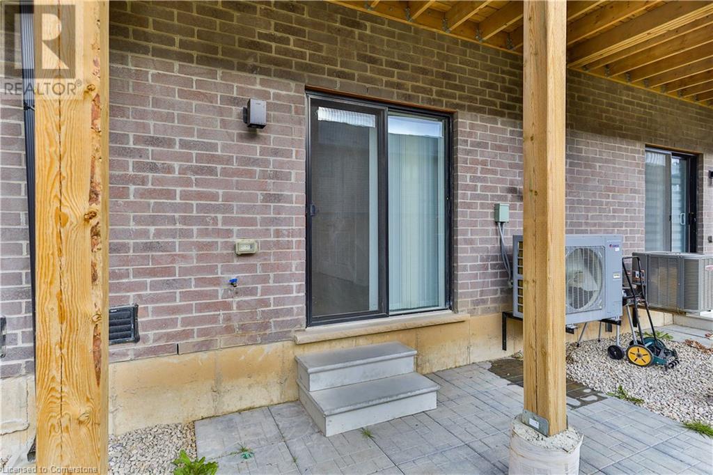 461 Blackburn Drive Unit# 35, Brantford, Ontario  N3T 0W9 - Photo 30 - 40669026