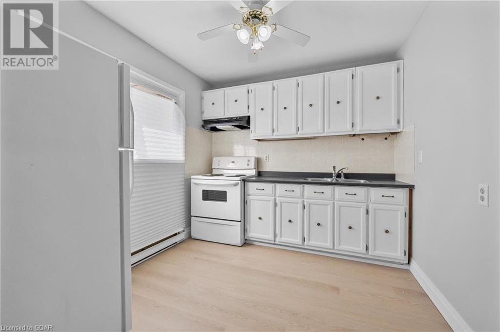 2050 Upper Middle Road Unit# 165, Burlington, Ontario  L7P 3R9 - Photo 13 - 40666432