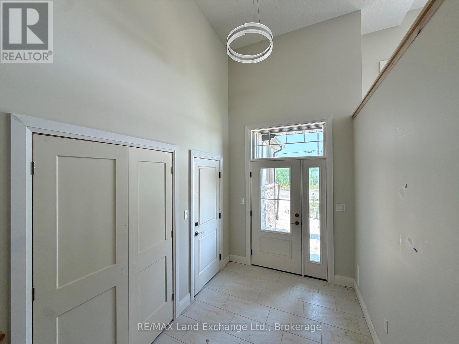 282 Ridge Street, Saugeen Shores, Ontario  N0H 2C3 - Photo 13 - X11822711