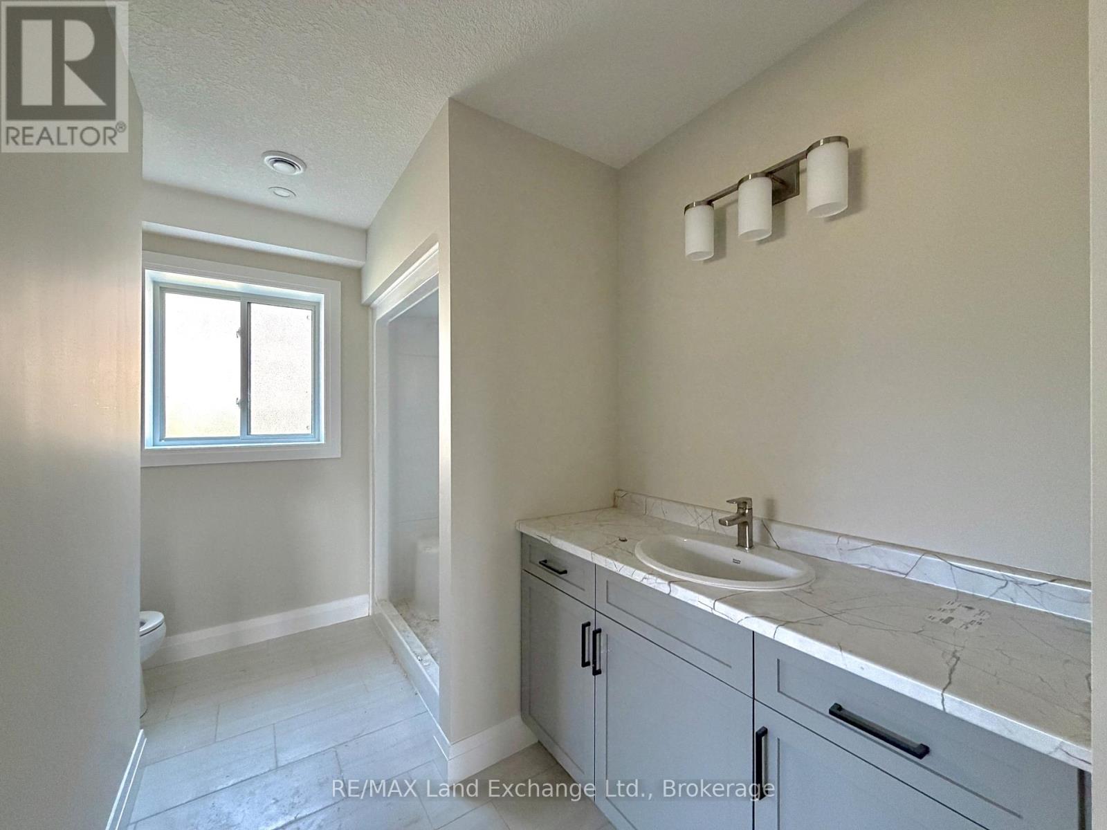 282 Ridge Street, Saugeen Shores, Ontario  N0H 2C3 - Photo 15 - X11822711