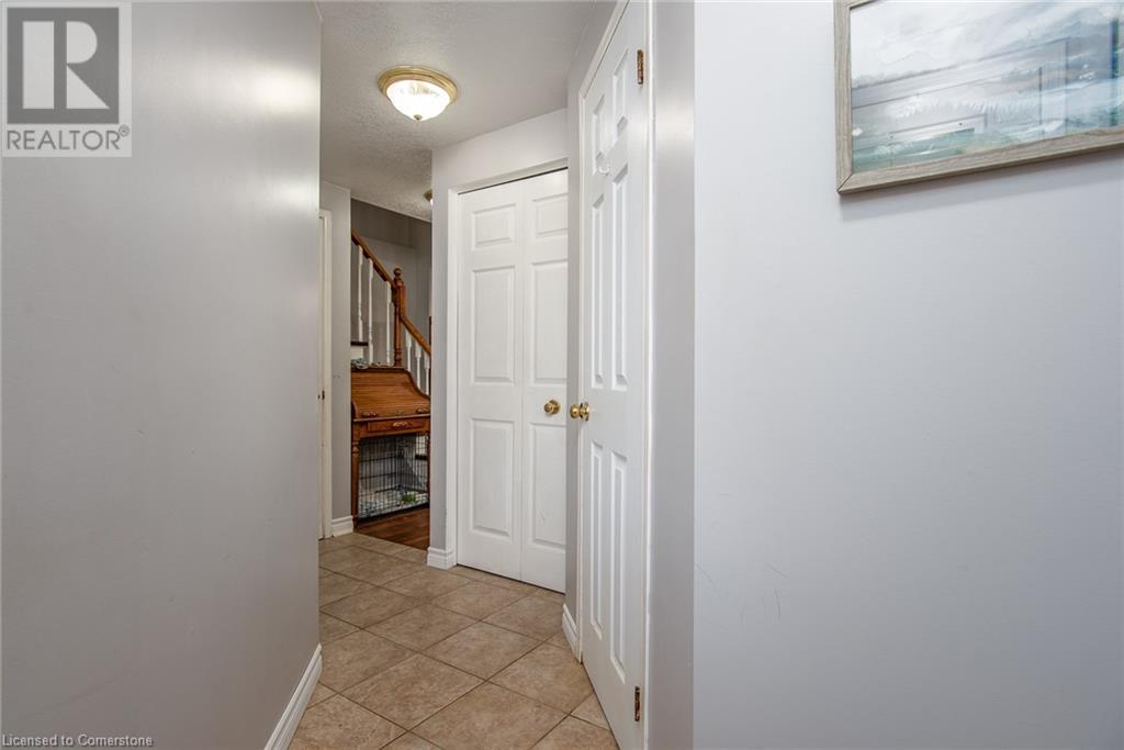 43 Cotton Grass Street, Kitchener, Ontario  N2E 3T7 - Photo 4 - 40679414