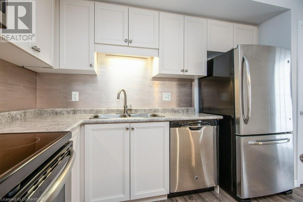 255 Maitland Street Unit# 5d, Kitchener, Ontario  N2R 0C8 - Photo 12 - 40681326