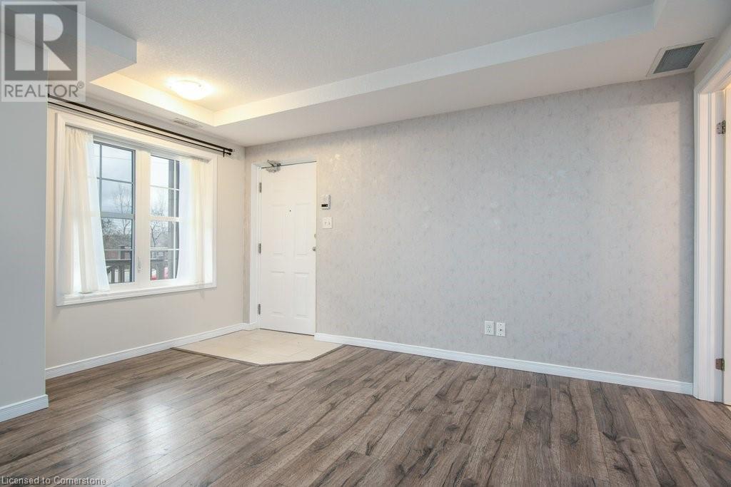 255 Maitland Street Unit# 5d, Kitchener, Ontario  N2R 0C8 - Photo 6 - 40681326