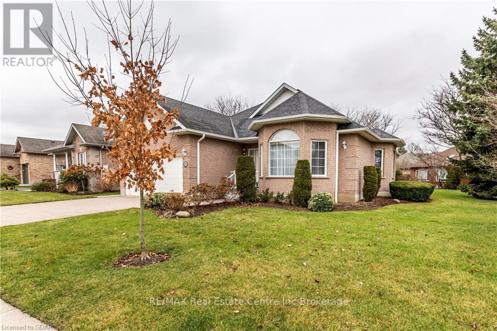 82 White Pine Way, Guelph (Village), Ontario  N1G 4X7 - Photo 3 - X11822705