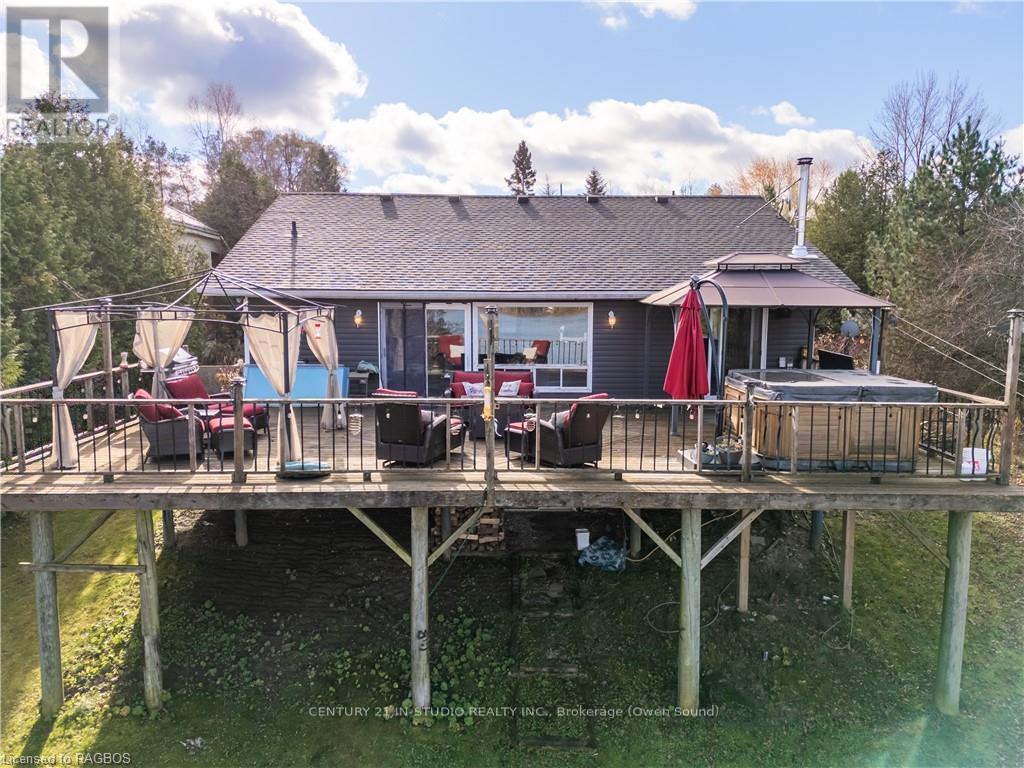 474839 Townsend Lake Road, West Grey, Ontario  N0C 1H0 - Photo 10 - X11880045