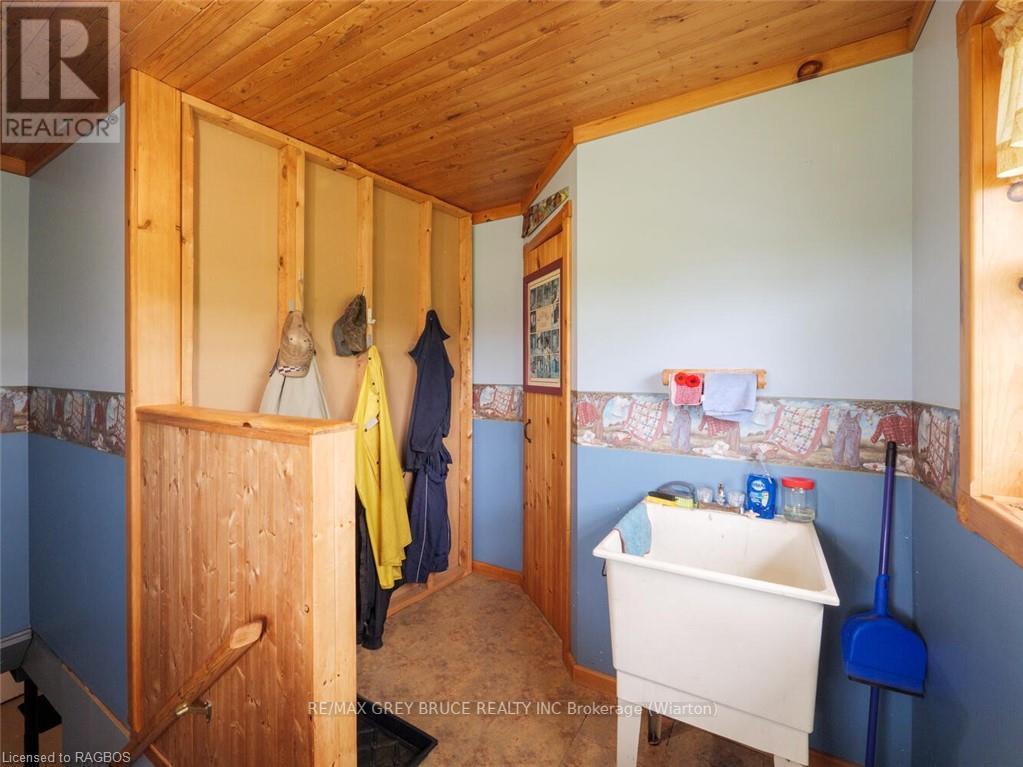 402622 Grey Road 17, Georgian Bluffs, Ontario  N0H 2T0 - Photo 20 - X10846521