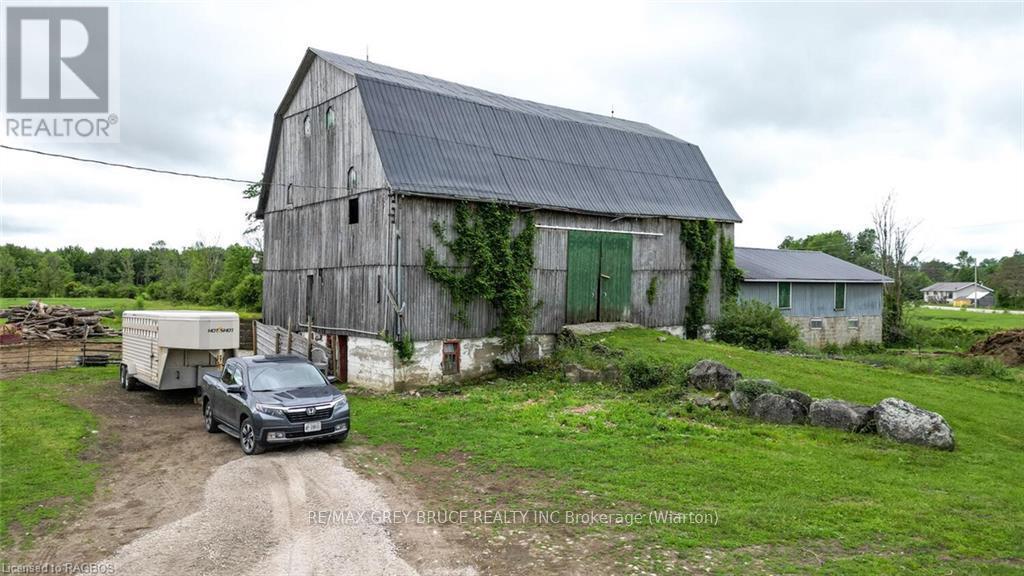 402622 Grey Road 17, Georgian Bluffs, Ontario  N0H 2T0 - Photo 27 - X10846521