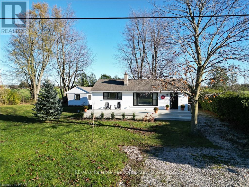 71658 Old Cedar Bank Lane, Bluewater (St. Joseph), Ontario  N0M 1N0 - Photo 2 - X11880247