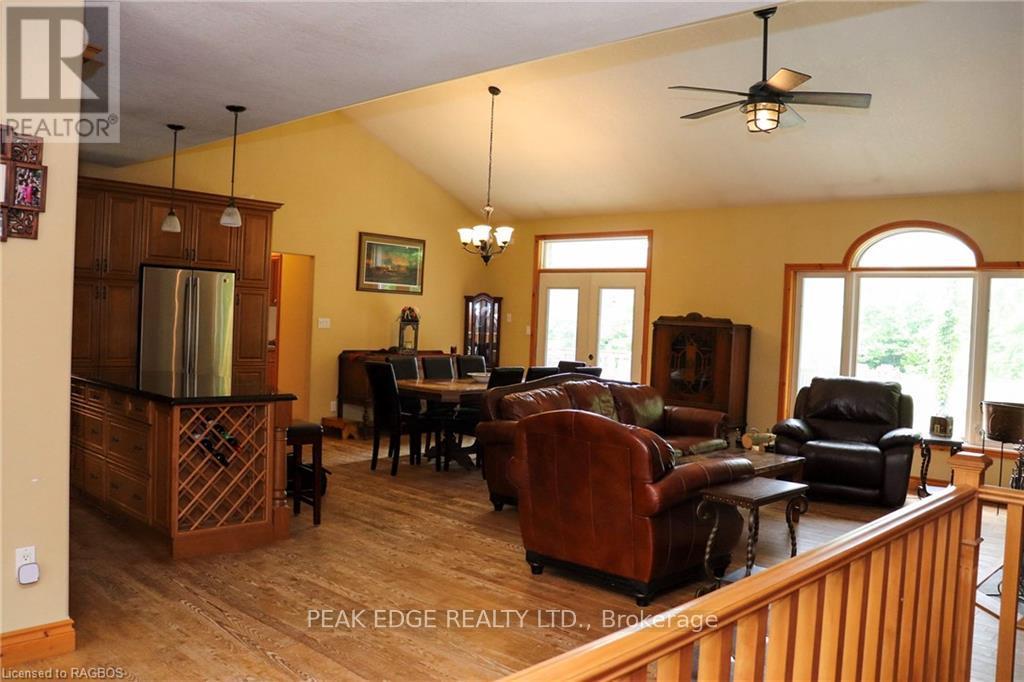 2511 George Parkway, Springwater (Snow Valley), Ontario  L0L 1Y3 - Photo 26 - S10849303