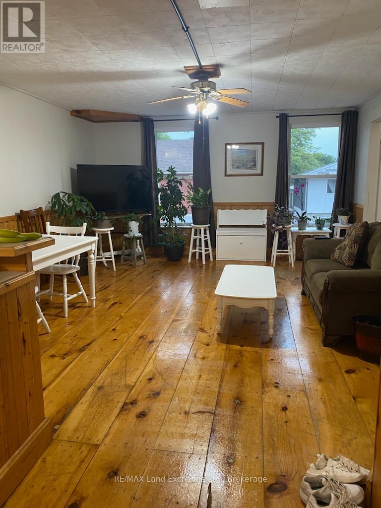 428 Queen Street S, Arran-Elderslie, Ontario  N0G 2N0 - Photo 15 - X12077630